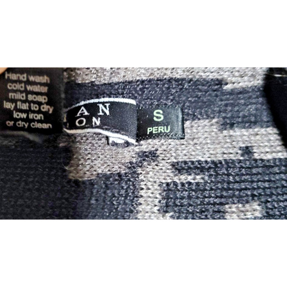 Peruvian Connection Gray Alpaca & Silk Women's Cardigan Sweater Size Small - Picture 4 of 5
